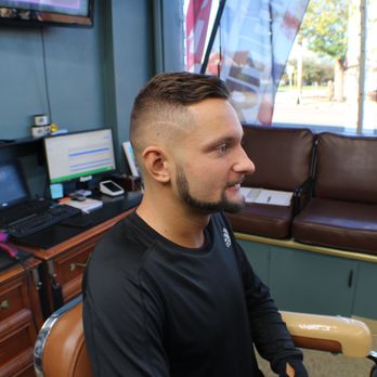 Beacon Barbershop - Skin fade w/Hard Part Combover on a customer and friend Joe - Barbers Near Me - Parma, Ohio