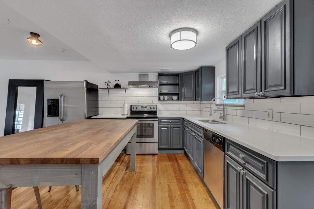 Slide of Movicontractors