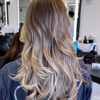 Long's Hair Studio - Blonde balayage - Hair Salons Near Me - Katy, Texas Long's Hair Studio - Blonde balayage - Hair Salons Near Me - Katy, Texas