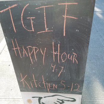 Streamline Tavern - TGIF - Dive Bars Near Me - Seattle, Washington