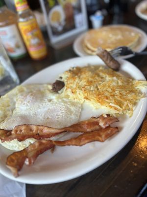 Chicken 'N The Egg by null
