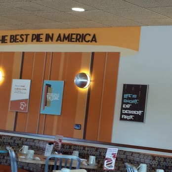 Village Inn - the best time in america sign - Breakfast & Brunch Near Me - El Paso, Texas Village Inn - the best time in america sign - Breakfast & Brunch Near Me - El Paso, Texas