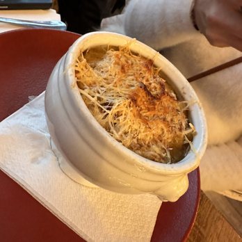 Le Trésor - French Onion Soup - Auvergnat Near Me - Paris, 75 Le Trésor - French Onion Soup - Auvergnat Near Me - Paris, 75