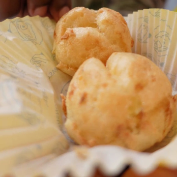 Beard Papa’s - Mini Original cream puff - Desserts Near Me - San Diego, California