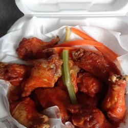 JCW's Restaurant - 12 Pc Hot wing/Spicy.