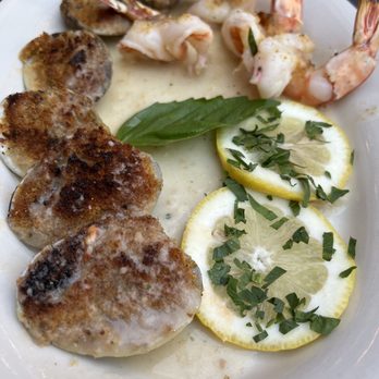 Coppola's East - Baked clams and shrimp - Italian Near Me - New York, New York