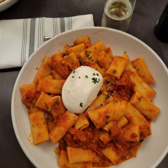 Hilltop Kitchen & Bar - Wine Bars Near Me - Syosset, New York Hilltop Kitchen & Bar - Wine Bars Near Me - Syosset, New York
