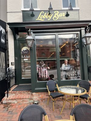 Lobby Bar by null