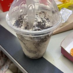 McDonald's - Oreo milkshake