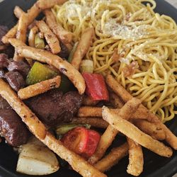 Pho 4U - Lomo Shaken Beef with Garlic Noodle and Fries