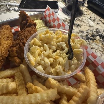 Bird Haus - The best tenders and Mac and cheese! We really enjoyed it - Chicken Shop Near Me - Houston, Texas Bird Haus - The best tenders and Mac and cheese! We really enjoyed it - Chicken Shop Near Me - Houston, Texas