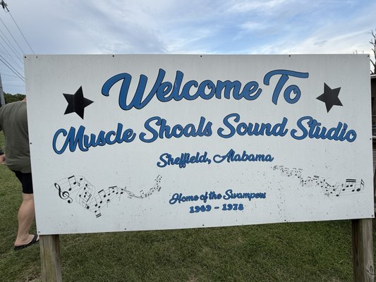 Muscle Shoals Sound Studios by null