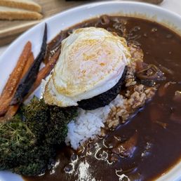 Washu Gyu loco moco - delicious, even the vegetables were cooked and seasoned to perfection Washu Gyu loco moco - delicious, even the vegetables were cooked and seasoned to perfection