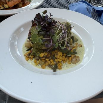 Stone Cliff Inn - Pan seared chicken - New American Near Me - Oregon City, Oregon Stone Cliff Inn - Pan seared chicken - New American Near Me - Oregon City, Oregon