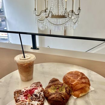 L'Appartement 4F - Raspberry almond, rose pistachio, chocolate croissant - Bakeries Near Me - Brooklyn, New York