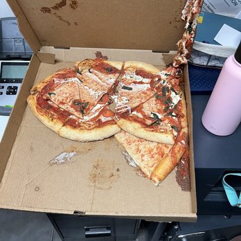 NYPD Pizza - Messy 18" Margherita Pizza - Pizza Near Me - Glendale, Arizona