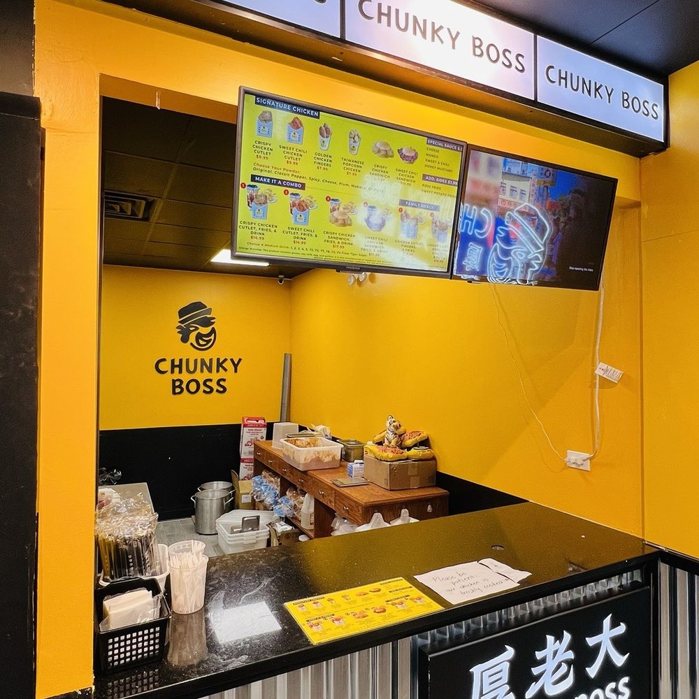 CHUNKY BOSS - Pickup counter (you order to the left at Tiger Tea) - Fast Food Near Me - Chicago, Illinois CHUNKY BOSS - Pickup counter (you order to the left at Tiger Tea) - Fast Food Near Me - Chicago, Illinois