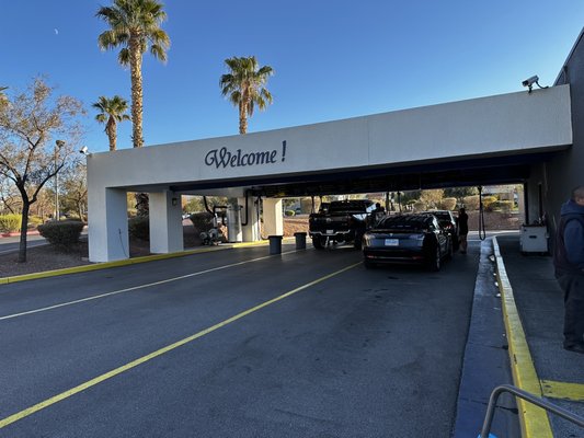 7 Hills Hand Car Wash