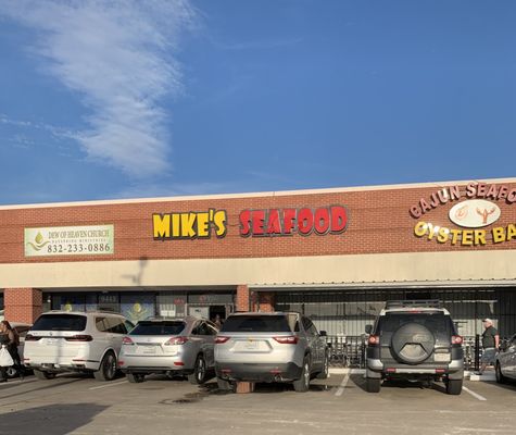 Mike's Seafood by null