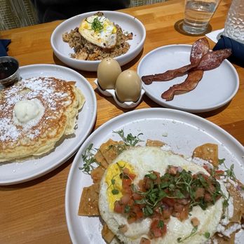 Yolked Kitchen - Chilequiles, kimchi fried rice, pancakes and bacon - Breakfast & Brunch Near Me - Clovis, California