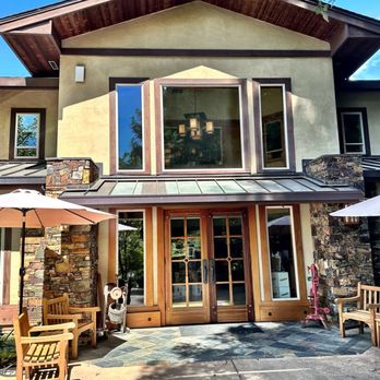 Boeger Winery - Wineries Near Me - Placerville, California
