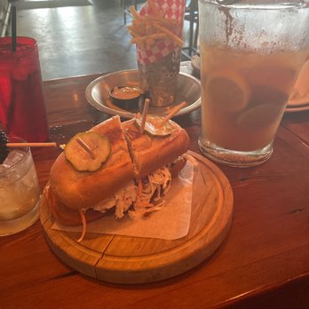 The Eagle Mass Ave - Fried chicken sandwich, bourbon punch, fries - American Near Me - Indianapolis, Indiana The Eagle Mass Ave - Fried chicken sandwich, bourbon punch, fries - American Near Me - Indianapolis, Indiana