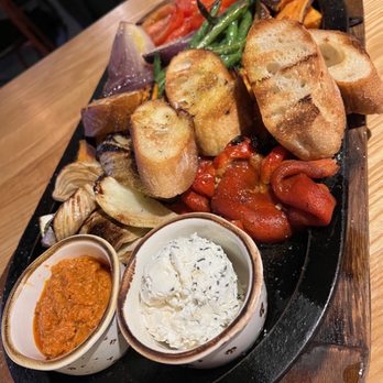 Nomad - Veggie board - Chicken Shop Near Me - Columbus, Ohio
