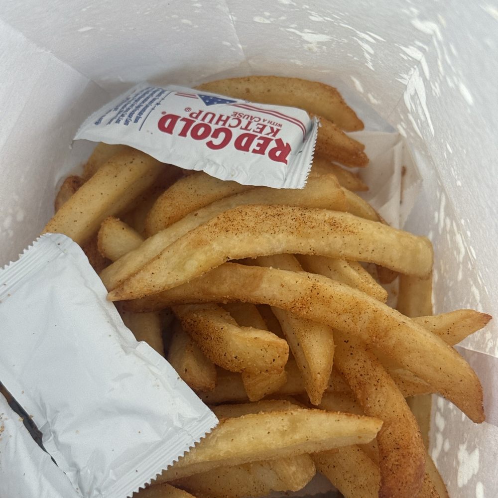 George's Drive-In - Soggy french fries with the edges hard very inconsistent - American Near Me - Riverside, California George's Drive-In - Soggy french fries with the edges hard very inconsistent - American Near Me - Riverside, California