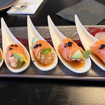 Oiza - Salmon spoons - Sushi Bars Near Me - Fresno, California