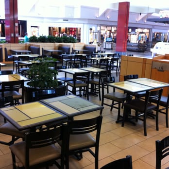 Florence Mall - Dining area in food court. - Shopping Centers Near Me - Florence, Kentucky