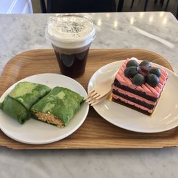 Bibimbap Wrap, Black Pink Cake, Black Salt Cream Coffee Bibimbap Wrap, Black Pink Cake, Black Salt Cream Coffee