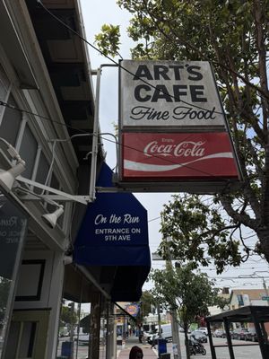 Art's Cafe by null