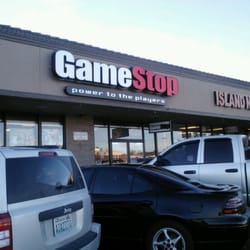 GameStop - Store front