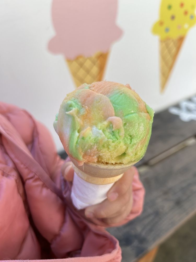 Joe’s Ice Cream & Burgers
