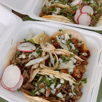 Taqueria La Raza - Two sets of tacos - Tacos Near Me - Kenmore, Washington