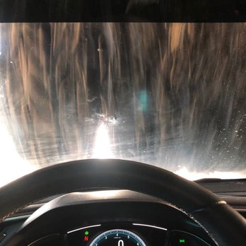 Riviera 5 Min Express Car Wash - Car Wash Near Me - Whittier, California