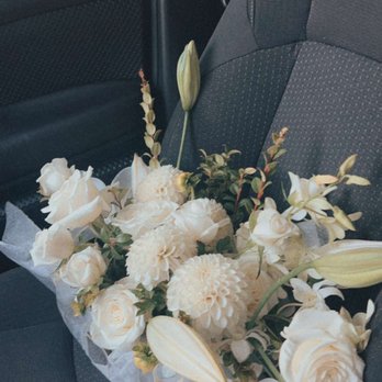 Sellwood Flower - Florists Near Me - Portland, Oregon Sellwood Flower - Florists Near Me - Portland, Oregon