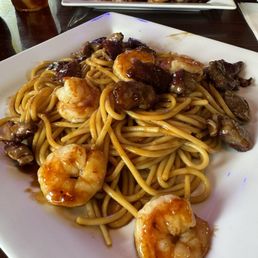 Hibachi Lomein