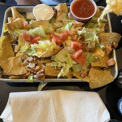 Sports Page Grill - Chicken nachos