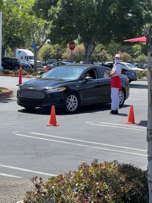 In-N-Out Burger by null