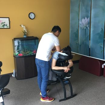 M & D Massage - This is Chair Massage, It's relaxes the neck and shoulder. The people who work in the office like it very much. - Massage Near Me - Mount Juliet, Tennessee M & D Massage - This is Chair Massage, It's relaxes the neck and shoulder. The people who work in the office like it very much. - Massage Near Me - Mount Juliet, Tennessee
