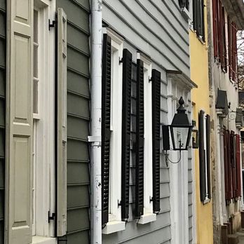 Rainbow Row - Local Flavor Near Me - Charleston, South Carolina Rainbow Row - Local Flavor Near Me - Charleston, South Carolina