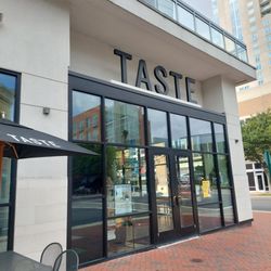 TASTE - Exterior