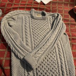 Red Fox Yarns - She showed me how to fix it so you wouldn't see the line of old vs. new knitting but I was so impatient I skipped that step