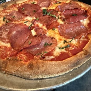 Osteria Mia - Carne pizza. Thin, crispy, quality ingredients. - Italian Near Me - Phoenix, Arizona Osteria Mia - Carne pizza. Thin, crispy, quality ingredients. - Italian Near Me - Phoenix, Arizona