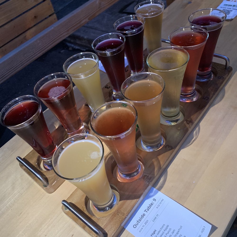 Cider Bite - Cider flight (x2) - Bars Near Me - Portland, Oregon