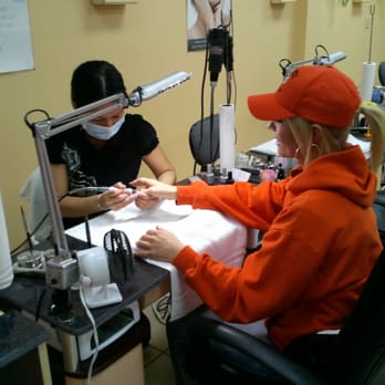 Nail Tip Salon - Come see Vanna! - Nail Salons Near Me - Bloomington, Illinois