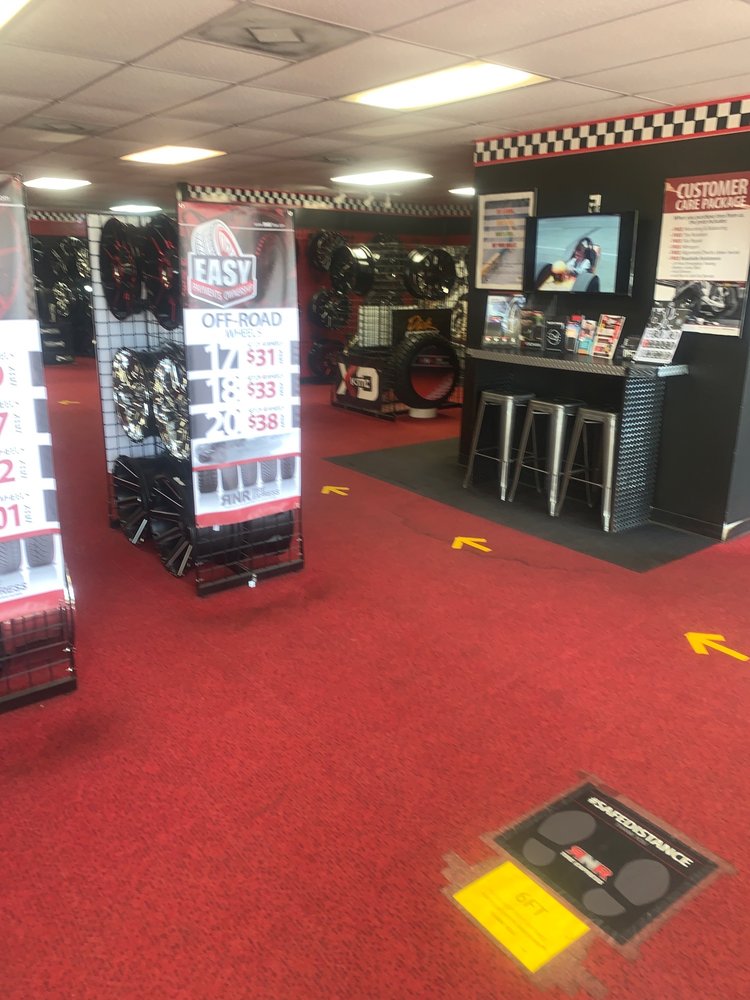 RNR TIRE EXPRESS & CUSTOM WHEELS Updated April 2024 3141 North