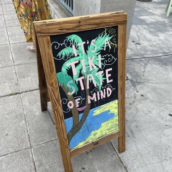 Wilfred's Lounge - Outside sign - Hawaiian Near Me - Napa, California