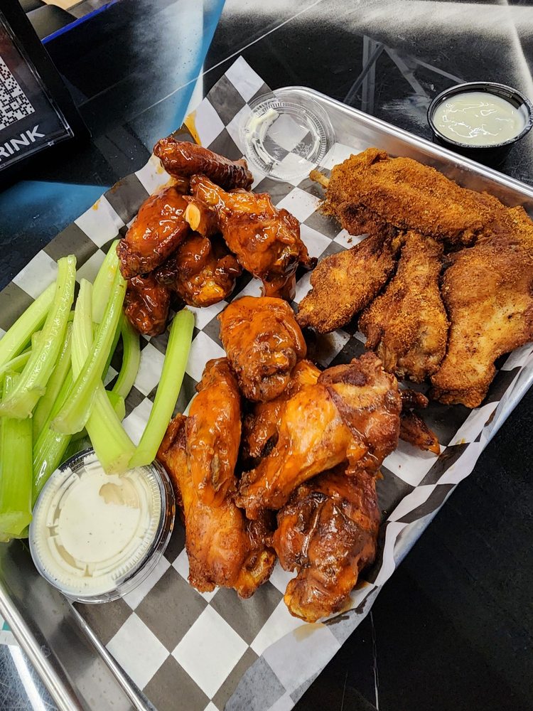 Food from Alley Oops Sports Bar & Grill